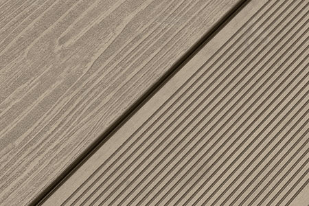 product-swatch-explorer-oak-composite-decking